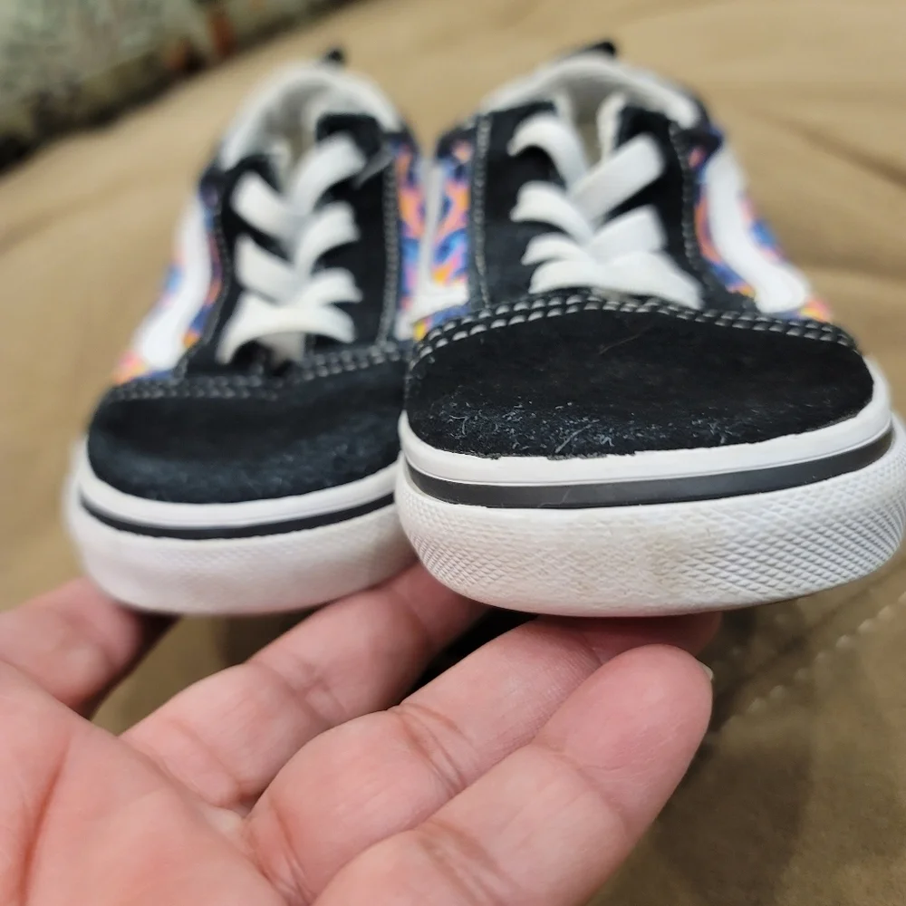 SZ 8T Vans Sk8 Low Top Electric Flame Glow in the Dark Unisex Slip-on Sneakers